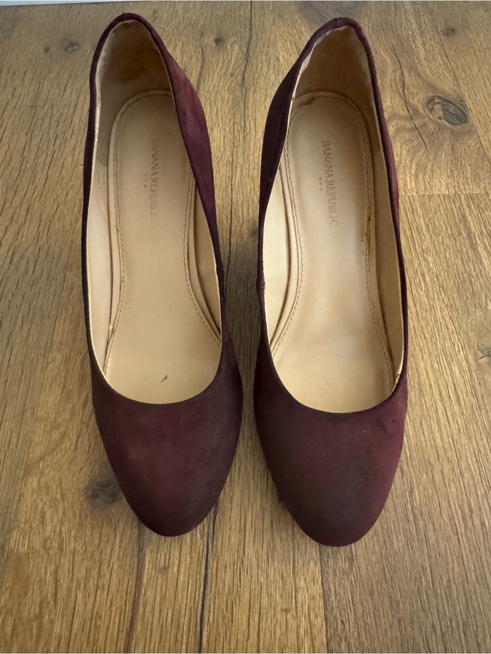 Banana Republic Women's Deep Burgundy Suede Heels